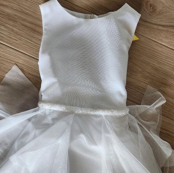 US ANGELS WHITE FLOWER GIRL/CHRISTENING GOWN SZ 10 - Picture 7 of 7